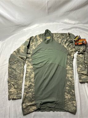 Massif Mountain Gear Army Combat Shirt NWT W911QY08C0149 Camo FIRE RESISTANT Med